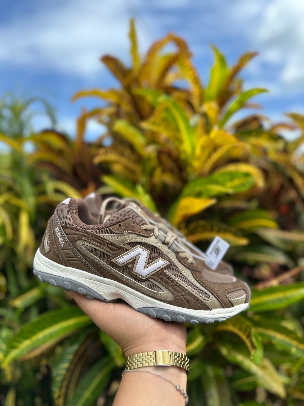 New Balance 204 L